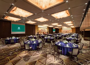 Dekorasi, pengaturan dan signage