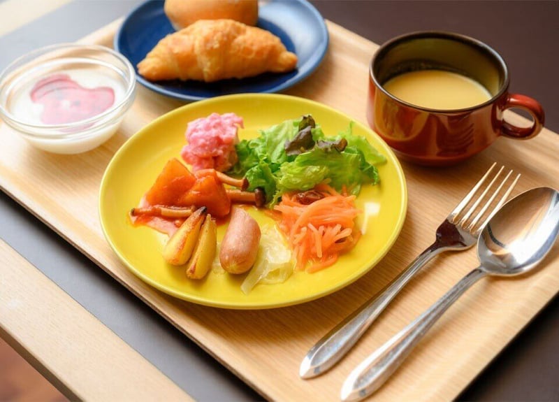 Sarapan prasmanan (gaya Barat)