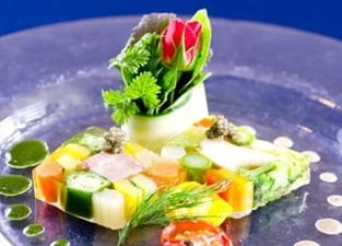 มื้ออาหารแบบฟูลคอร์ส