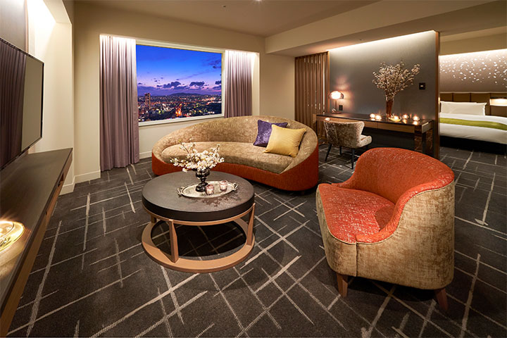 Suite 59m² Dining (Tower Floor)