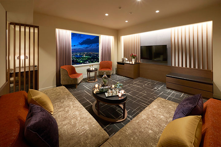 Suite 65m² Dining (Tower Floor)