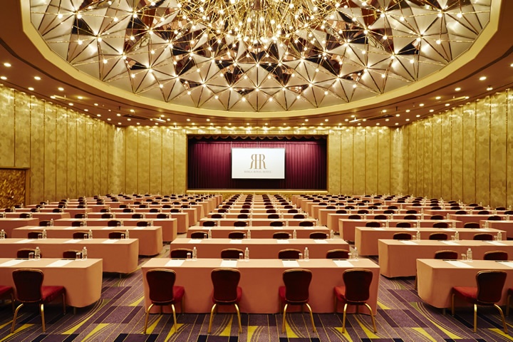 Royal Hall - Classroom Style