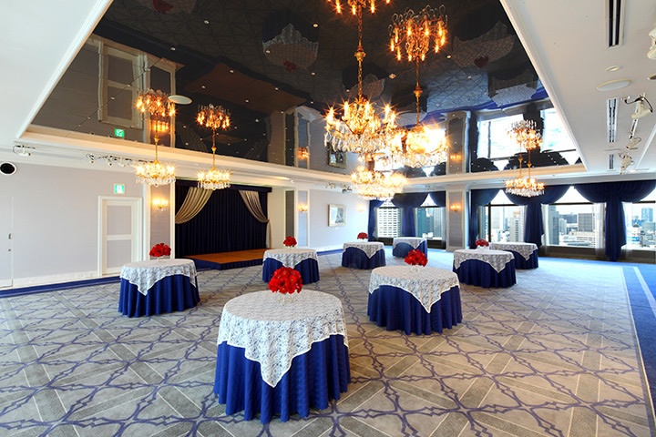 Crown Room - Buffet Party Style